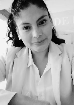 Sarita Marín - Abogada